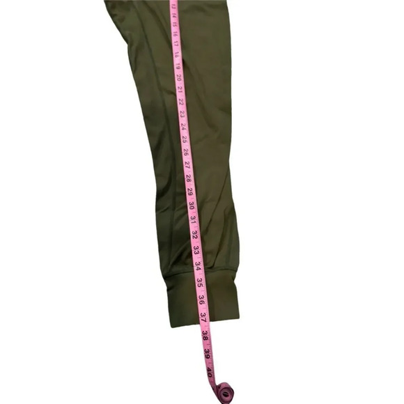 EUC Colorfulkoala khaki Green athletic jogger medium - Picture 6 of 7